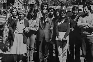 Diez años de amistad y una Poesía Vertical inédita