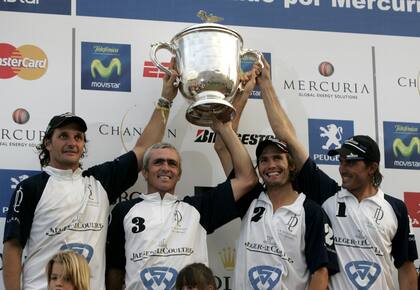 El primer La Dolfina ganador, con Castagnola, Aguerre, Monteverde y Cambiaso: fue campeón en 2005, 2006, 2007 y 2009
