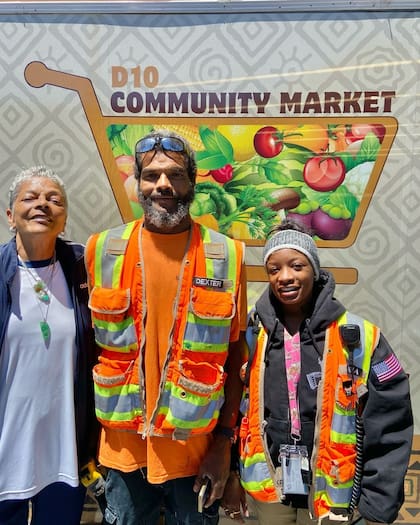 El primer mercado de alimentos gratuitos de San Francisco está orientado a la comunidad vulnerable del Distrito 10