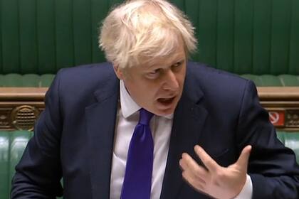 El primer ministro británico Boris Johnson calificó de "fantástica" la aprobación de emergencia de la vacuna de Pfizer