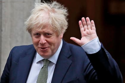 El primer ministro británico Boris Johnson dio positivo por el nuevo coronavirus