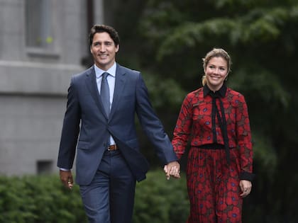 El primer ministro canadiense Justin Trudeau y su exesposa, Sophie Gregoire Trudeau, llegan al Rideau Hall en Ottawa, Canadá, el 11 de septiembre de 2019. 