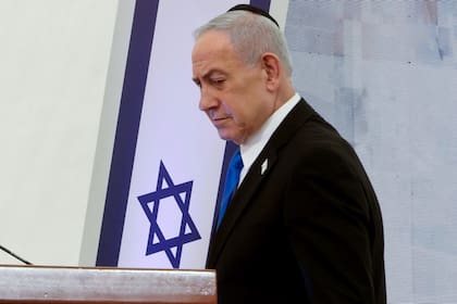El primer ministro israelí, Benjamin Netanyahu, asiste a la ceremonia anual en vísperas del Día de Conmemoración de los Soldados Caídos en Israel en Jerusalén