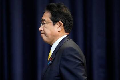 El primer ministro japonés  Fumio Kishida en Bagnkok, Tailandia, el 19 de noviembre del 2022. (Foto AP/Sakchai Lalit)