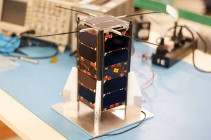 Una vista de Capitán Beto, el primer nanosatélite de Satellogic