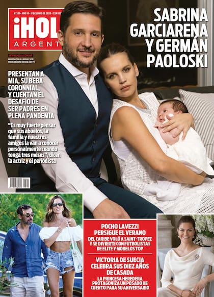 El primer posado con Mia, en la tapa de ¡Hola!