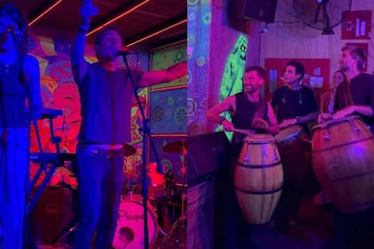 El primer show de Nicolás Repetto fue en Uruguay frente a 100 espectadores