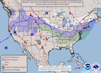 El primer sistema "clipper" de la semana se desplaza hoy hacia Nueva Inglaterra, generando nevadas de entre 1 y 2 pulgadas (2,5 a 5 cm)