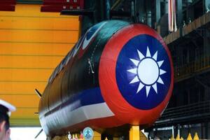 El primer submarino fabricado en Taiwán con el que la isla pretende defenderse de China