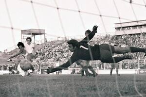 La ciudad donde Maradona hizo sus primeros goles oficiales homenajeará al 10 con una placa