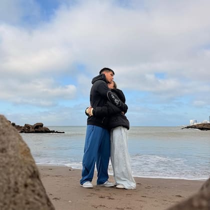 El primer viaje romántico de la pareja en medio del fin de semana largo por el feriado del 25 de mayo (Foto: Instagram/@cubero.indiana)