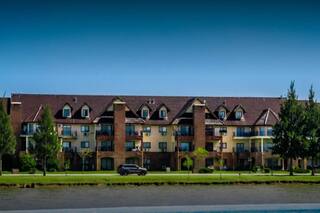 Investigan si una empleada doméstica actuó como entregadora en los robos millonarios en un country