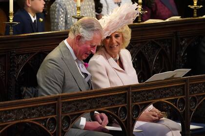 El príncipe Carlos y su esposa