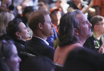 El príncipe Harry estaba en el público mientras Meghan participaba del panel 
