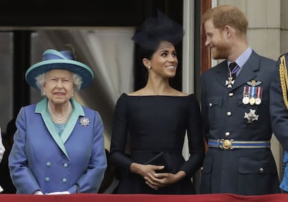 El príncipe Harry, Meghan y la Reina Isabel