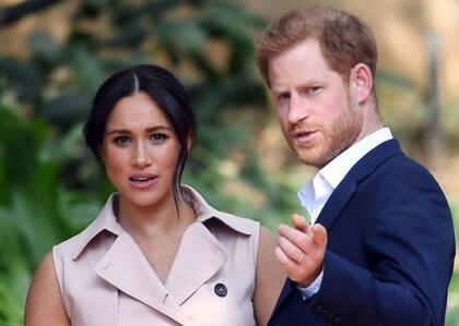 El príncipe Harry renunció a la realeza para vivir en Estados Unidos con su esposa, Meghan Markle