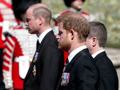El príncipe William, duque de Cambridge y el príncipe Harry, duque de Sussex recibieron una terrible noticia a pocos días de los 60 años de su madre, la princesa Diana