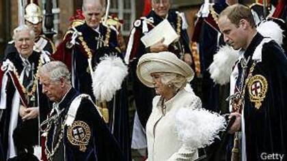 El "privy purse" es un ingreso privado para la reina que se usa para pagar los gastos de otros miembros de la familia real