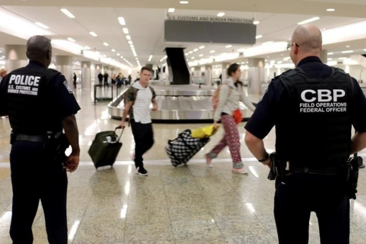 Tecnología Avanzada en el Aeropuerto de Los Ángeles: ¿Cómo Evalúa la CBP a los Ciudadanos?