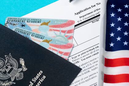 El proceso de naturalización comprende un examen de civismo al que deben enfrentarse los solicitantes