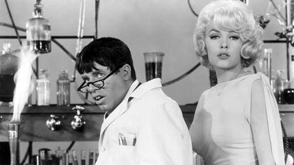 El profesor chiflado de 1961 no pierde la gracia