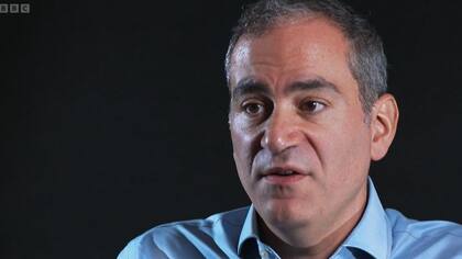 El profesor Guy Leschizner