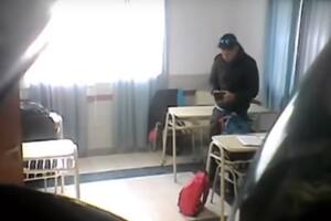 Pusieron una cámara en el aula y descubrieron al peor ladrón: un profesor
