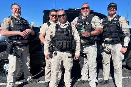 El programa 287(g) fue reinstaurado bajo la administración de Trump y permite a ICE delegar funciones migratorias a fuerzas locales