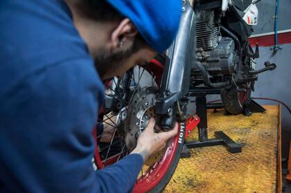 El programa apunta a adultos mayores de 25 años