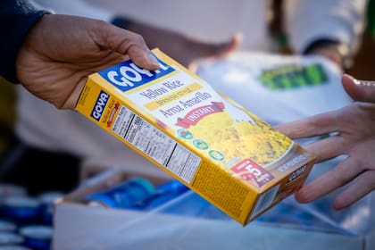 El programa Conexión Comunitaria de Alimentos coordina una red de más de 700 despensas de alimentos en los cinco distritos de Nueva York