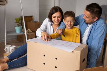 El programa cuenta con subvenciones de hasta 8000 dólares por hogar