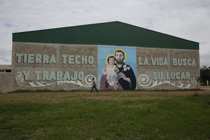 El polideportivo,orgullo del Club San José, tiene tribunas y se usa también para actividades artísticas y culturales
