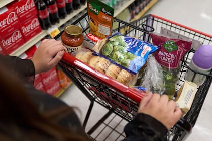 El programa SUN Bucks 2025 forma parte de una política nacional dirigida a familias con hijos en edad escolar para enfrentar el aumento de los costos alimentarios durante el receso de verano