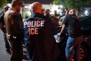 El cambio anunciado en Illinois que habilitaría duras condenas contra los agentes del ICE