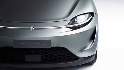 El prototipo Vision-S02 de Sony; la compañía presentó este auto eléctrico en la CES 2022 y confirmó que analiza fabricarlo en serie