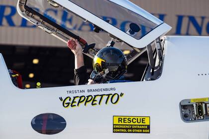 El prototipo XB-1 de Boom logró superar tres veces la barrera del sonido en un vuelo de prueba, abriendo el camino para los vuelos comerciale supersónicos