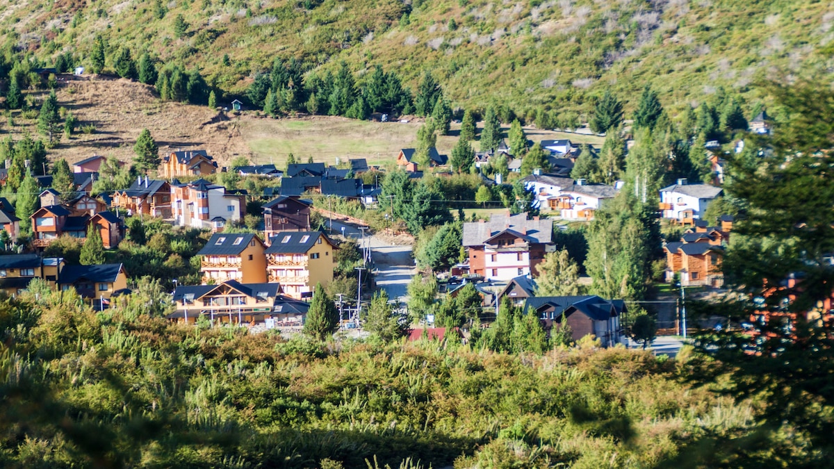 Renovación de la Polémica: Proyecto Inmobiliario de 80 Hectáreas en el Cerro Catedral, Bariloche 1 Renovación de la Polémica: Proyecto Inmobiliario de 80 Hectáreas en el Cerro Catedral, Bariloche