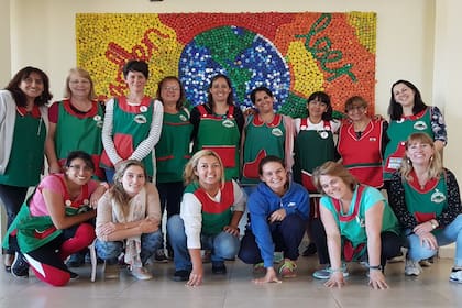 El Proyecto de Enseñanza del Idioma Galés en Chubut tiene 24 años y comenzó como iniciativa de maestros del País de Gales que viajaron a la Patagonia para dar clases, en forma voluntaria, a jóvenes y a adultos que quisieran mantener el idioma de sus antepasados.