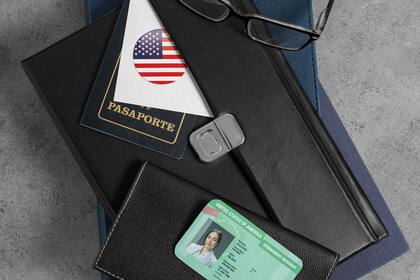 El proyecto de ley fue motivado por casos como el del sospechoso del tiroteo en Times Square, quien había permanecido ilegalmente en EE.UU.