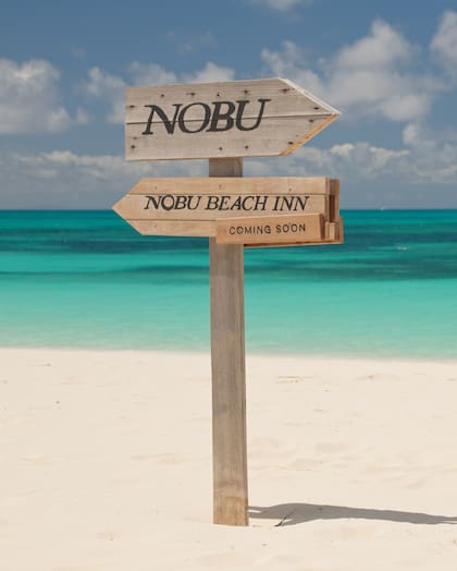 El proyecto de Robert De Niro contará con 17 villas de lujo, acceso al mar, piscinas privadas, sala de cine y bodegas (Instagram/@nobubarbuda)