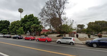 El proyecto de viviendas está pensado hacerse en Baldwin Village, en Los Ángeles, California, donde antes hubo un hospital