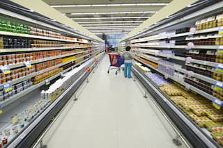 Precios. Se desaceleró la inflación en febrero, pero sigue la suba en alimentos