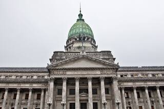 La oposición intentará derogar el decreto sobre las Fuerzas Armadas