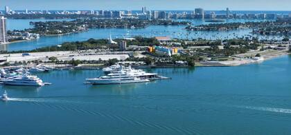 El proyecto Watson Harbour incluye dos torres de condominios de 40 pisos, hoteles, restaurantes y oficinas (watsonharbour.miami)