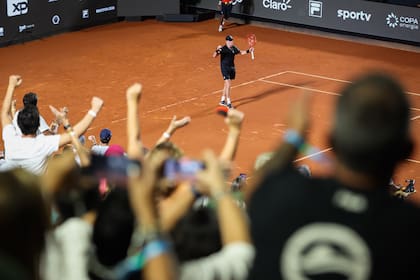 El público del Río Open rugiendo por João Fonseca: el prodigio brasileño entiende que la gira sudamericana podría potenciarse sobre cemento