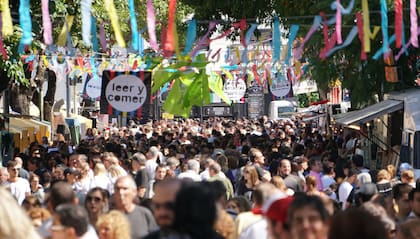 El público en la edición 2017 de la Feria Leer y Comer