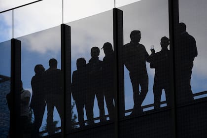 Hay sectores altos en Roland Garros desde donde se pueden seguir varios partidos al mismo momento