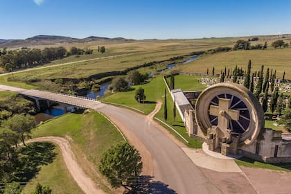 El pueblo atesora grandes obras del arquitecto Francisco Salamone