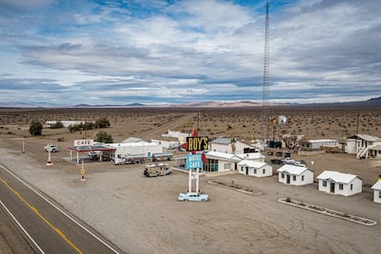 El pueblo de Amboy se localiza a unos 3,5 horas de Los Ángeles