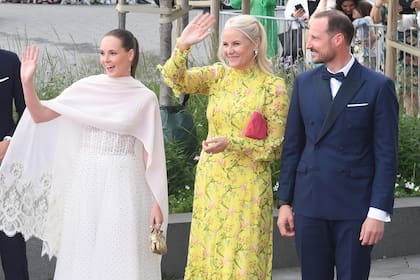 El pueblo de Noruega aun confia en la monarquía, pero dudan sobre el futurode los príncipes herederos. Confían en el trabajo que hará su hija, la princesa Ingrid Alexandra